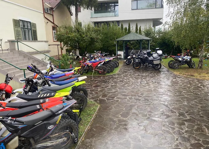 Hotel Gallant "Biker Friendly"